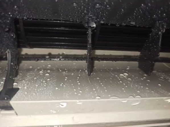 Испаритель кондиционера после чистки — чистый теплообменник